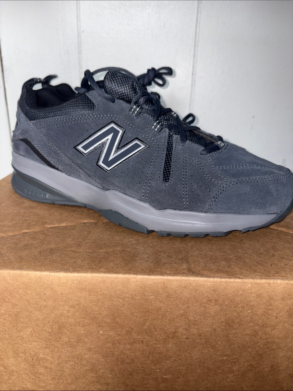 New Balance Men's Gray Suede Athletic Sneakers size 9.5 Men 11 Women